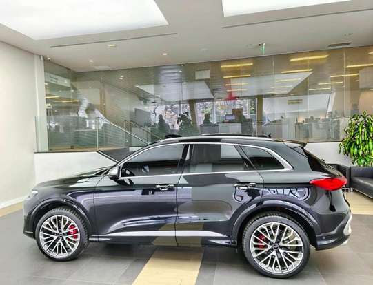 AUDI-SQ5-3.0 V6 TFSI GASOLINA QUATTRO S TRONIC AUDI-SQ5-2025