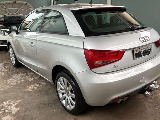 AUDI-A1-2011