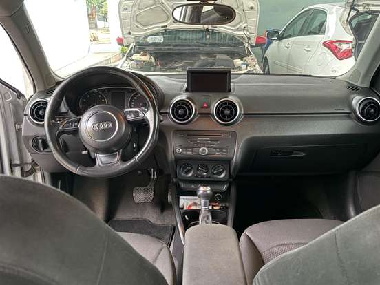 AUDI-A1-1.4 TFSI SPORT 16V 185CV GASOLINA 2P AUTOMÁTICO AUDI-A1-2011