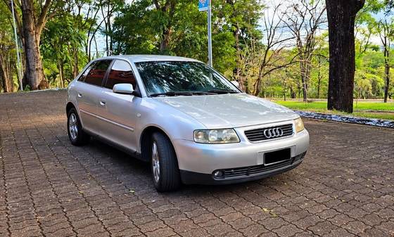 Audi A3 1.8 20V 150CV Turbo Gasolina 4P Automático