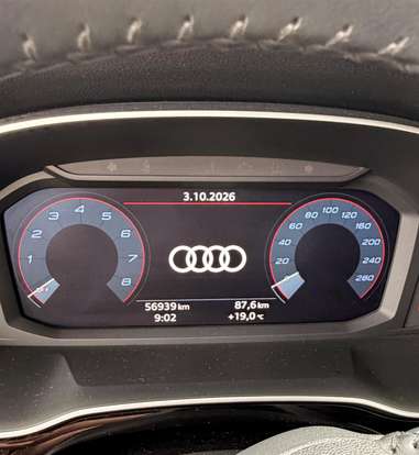 AUDI-Q3-2020