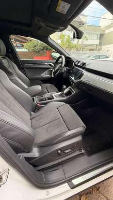 AUDI-Q3-2020