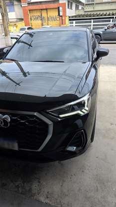 AUDI-Q3-2023
