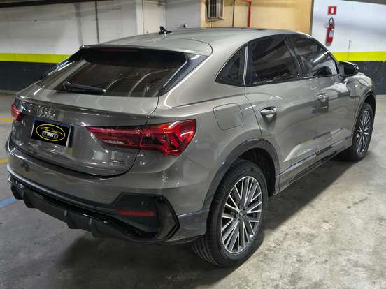 AUDI-Q3-2.0 40 TFSI GASOLINA SPORTBACK PERFORMANCE BLACK QUATTRO TIPTRONIC AUDI-Q3-2023