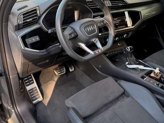 AUDI-Q3-2.0 40 TFSI GASOLINA SPORTBACK PERFORMANCE QUATTRO TIPTRONIC AUDI-Q3-2022