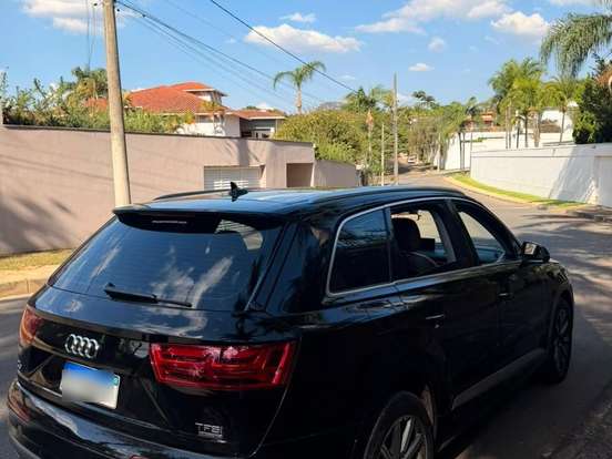 AUDI-Q7-3.0 TFSI AMBIENTE V6 24V GASOLINA 4P TIPTRONIC AUDI-Q7-2015