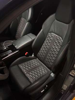 AUDI-RS6-2021