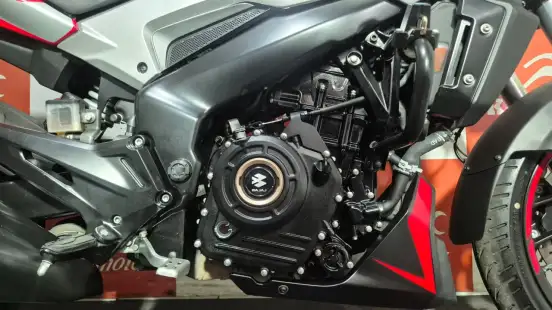 BAJAJ-DOMINAR 250-2026