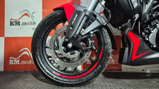 BAJAJ-DOMINAR 250-2026