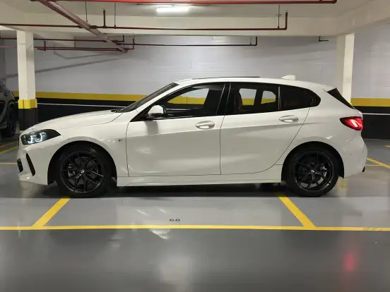 BMW-118i-1.5 12V GASOLINA M SPORT STEPTRONIC BMW-118i-2022