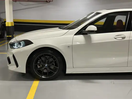 BMW-118i-1.5 12V GASOLINA M SPORT STEPTRONIC BMW-118i-2022
