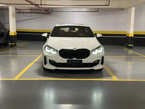 BMW-118i-1.5 12V GASOLINA M SPORT STEPTRONIC BMW-118i-2022
