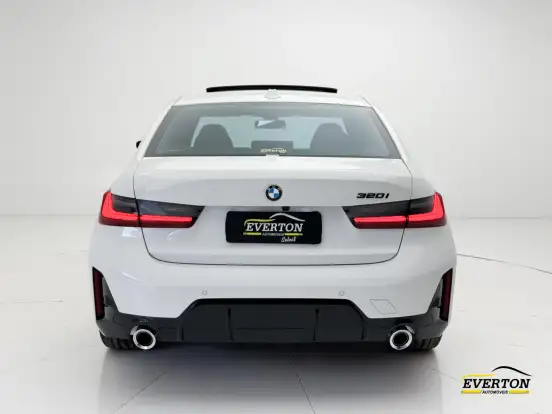 BMW-320i-2024