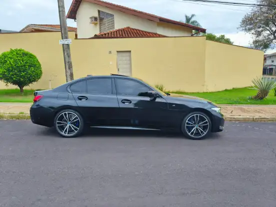 BMW-320i-2.0 16V TURBO FLEX M SPORT AUTOMÁTICO BMW-320i-2022