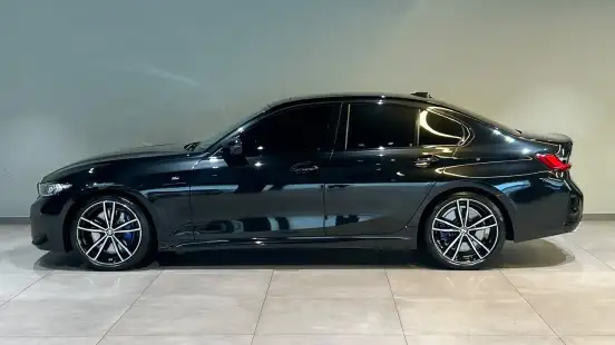 BMW-320i-2024