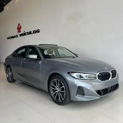 BMW-320i-2023