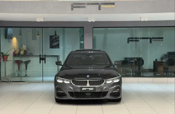 BMW 320i 2.0 16V TURBO GASOLINA M SPORT AUTOMÁTICO