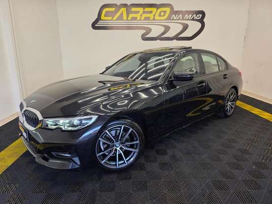 BMW-320i-2021