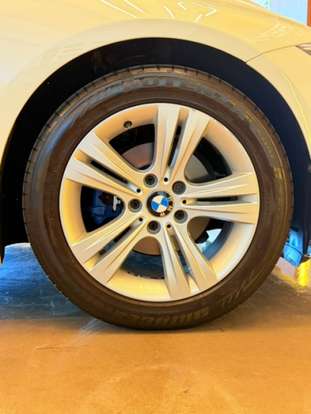 BMW-320i-2018