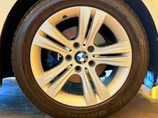 BMW-320i-2.0 SPORT GP 16V TURBO ACTIVE FLEX 4P AUTOMÁTICO BMW-320i-2018