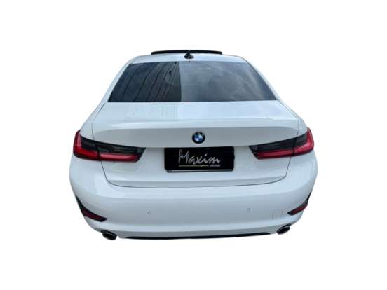 BMW-330i-2019