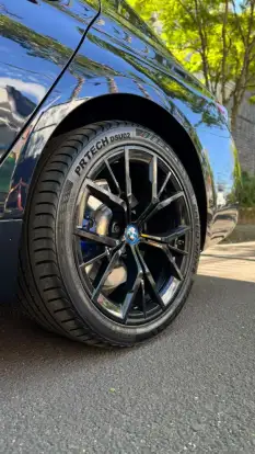 BMW-530e-2022