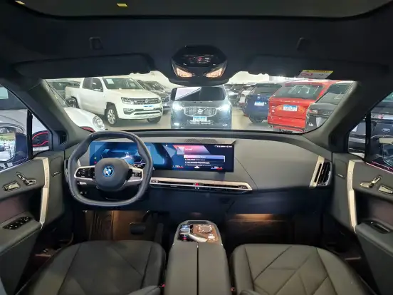 BMW-iX-2022