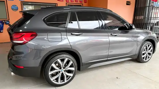 BMW-X1-2022