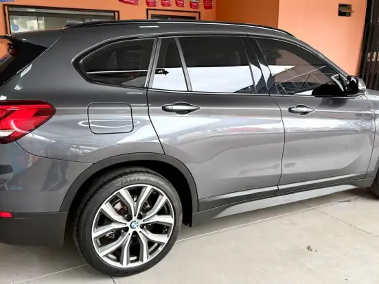 BMW-X1-2.0 16V TURBO ACTIVEFLEX SDRIVE20I GP PLUS 4P AUTOMÁTICO BMW-X1-2022