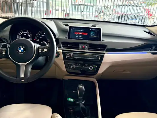 BMW-X1-2.0 16V TURBO ACTIVEFLEX SDRIVE20I GP PLUS 4P AUTOMÁTICO BMW-X1-2022