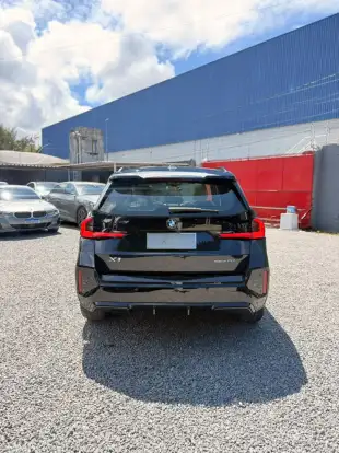 BMW-X1-2024