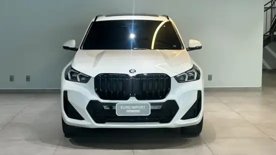 BMW-X1-2024