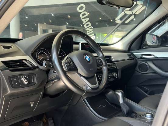 BMW-X1-2.0 16V TURBO ACTIVEFLEX SDRIVE20I 4P AUTOMÁTICO BMW-X1-2019
