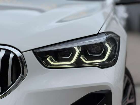 BMW-X1-2022