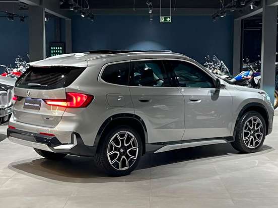 BMW-X1-2.0 16V TURBO GASOLINA SDRIVE20I X-LINE STEPTRONIC BMW-X1-2024