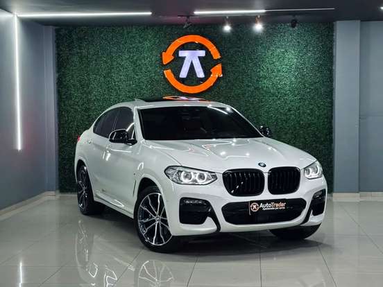 BMW-X4-2021