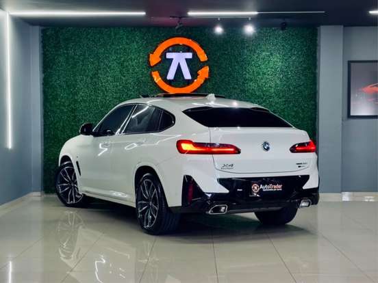 BMW-X4-2023