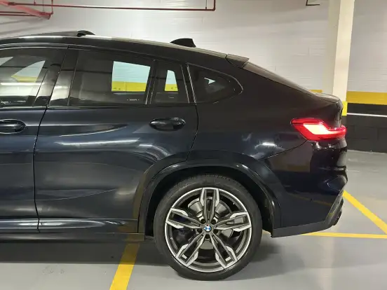 BMW-X4-2020