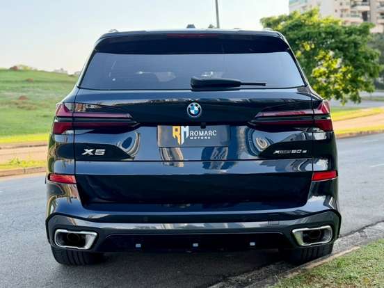 BMW-X5-2025
