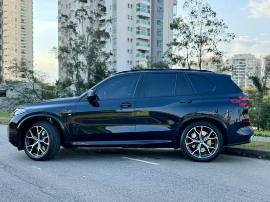 BMW-X5-3.0 I6 TURBO HÍBRIDO XDRIVE50E M SPORT AUTOMÁTICO BMW-X5-2025