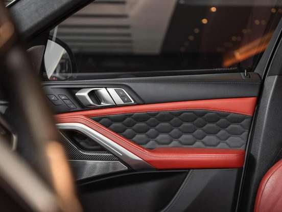 BMW-X6-2021