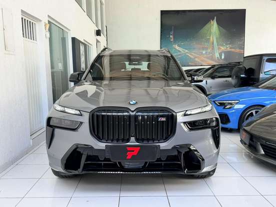 BMW-X7-4.4 V8 GASOLINA M60i STEPTRONIC BMW-X7-2024