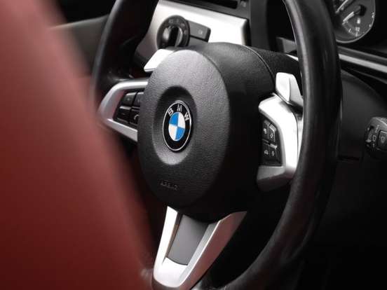 BMW-Z4-2.5 ROADSTER 20I I6 24V GASOLINA 2P AUTOMÁTICO BMW-Z4-2011