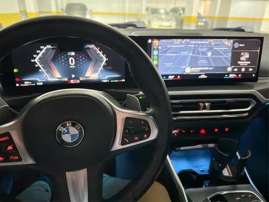 BMW-320i-2023