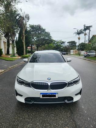 BMW 320i 2.0 16V TURBO GASOLINA SPORT GP AUTOMÁTICO