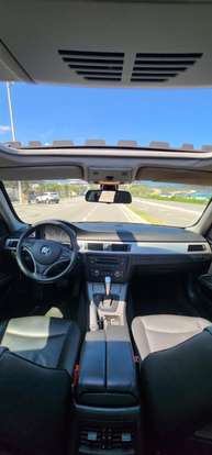 BMW-325i-2007