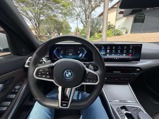 BMW-330e-2.0 16V TURBO HÍBRIDO M SPORT AUTOMÁTICO BMW-330e-2025