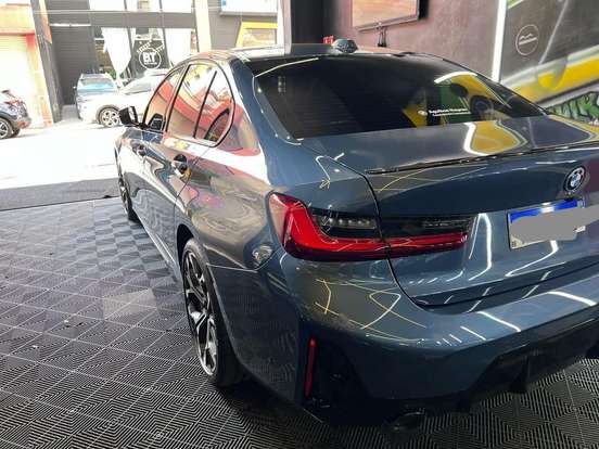 BMW-330e-2025