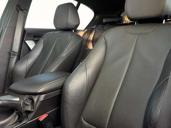 BMW-M 140i-3.0 24V TURBO GASOLINA 4P AUTOMÁTICO BMW-M 140i-2017