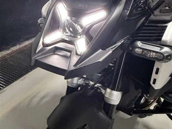BMW-R 1300 GS ADVENTURE TRIPLE BLACK BMW-R 1300 GS ADVENTURE TRIPLE BLACK-2025